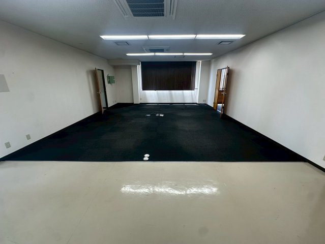 明知町 貸事務所の内装
