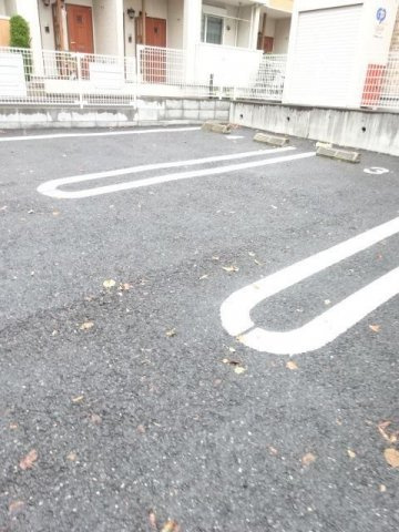 シエルの駐車場