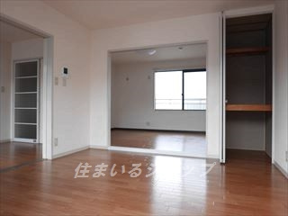 広島市安佐北区可部２丁目のアパートの寝室|洋室の床はクッションフロアです