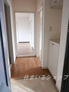 広島市安佐北区可部２丁目のアパートの玄関|シューズボックス