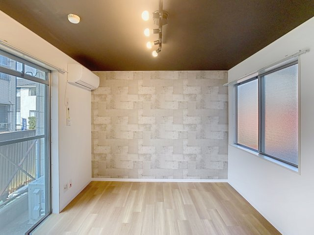 プランタンの洋室