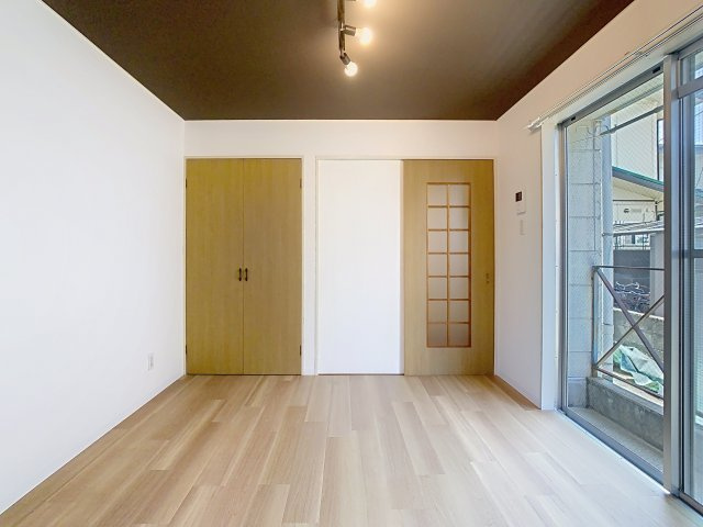 プランタンの洋室