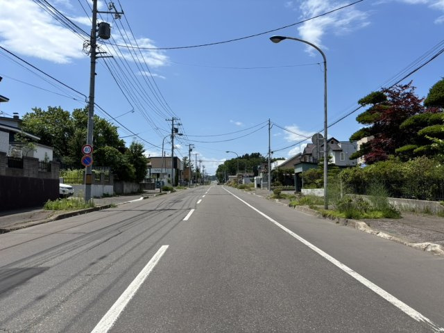 【前面道路含む現地写真】の画像