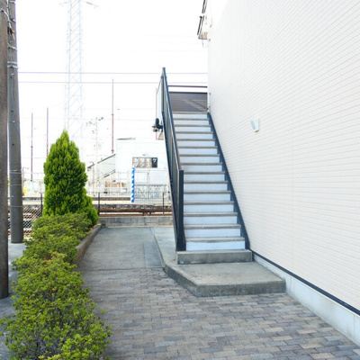 【エントランス】 | フローレスハタ
