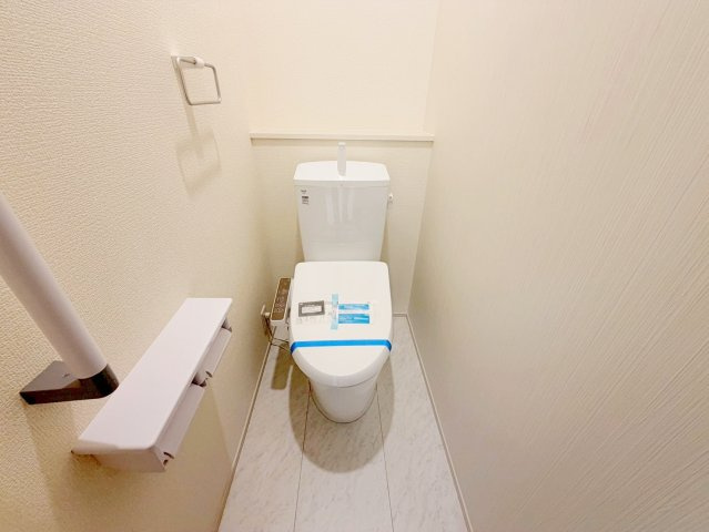 吉田町住吉11期　新築戸建のトイレ