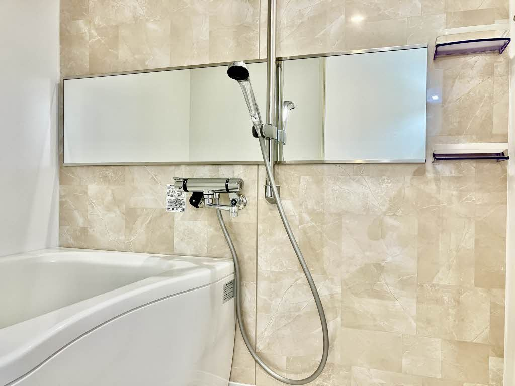 ドミール竹原の浴室