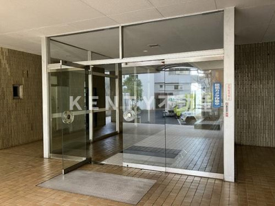 【エントランス】 | マンション雅叙苑 ２号館 | ゆとりのあるエントランスです