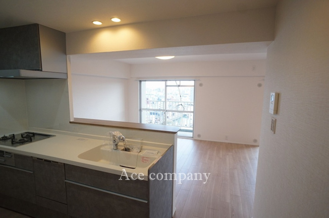 【内装】 | ファミールハイツ城東A棟 | 【LDK：広々約20帖！】