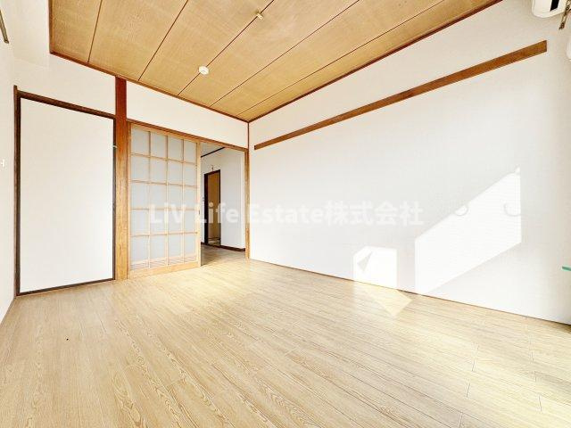 小峯ビルの内装