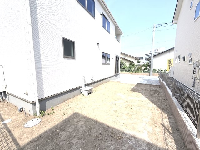 リーブルガーデンＳ第１前橋亀里　１号棟の庭|南庭付きです☆