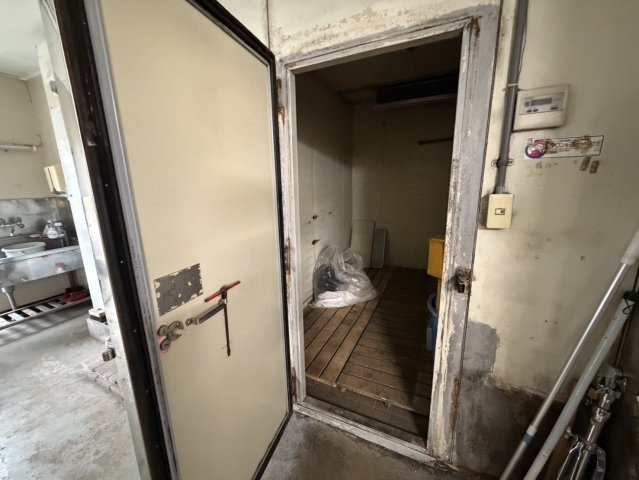 川なべ店舗の内装