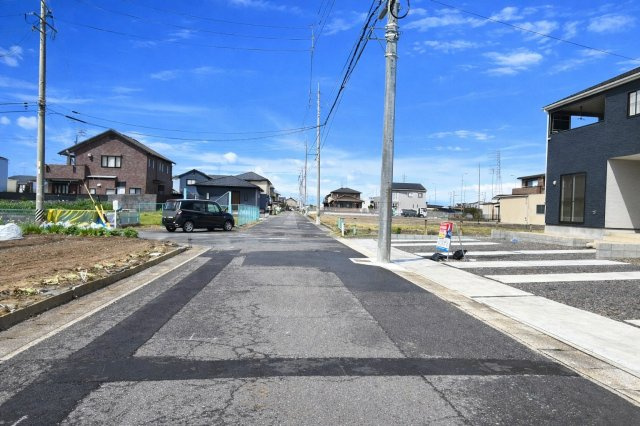 【商談中】クワイエ　岐阜市西中島第7　全2区画分譲の前面道路含む現地写真|■前面道路　■ヤマダ不動産　株式会社リライフ　
■夢のマイホーム購入をフルサポートします！