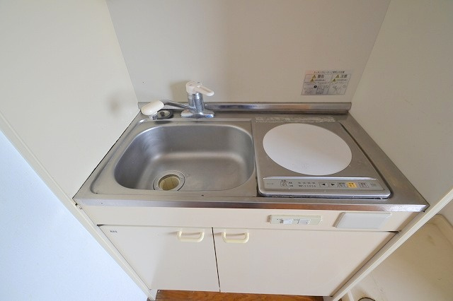 ドミトリー庚午 壱番館のキッチン|参考写真