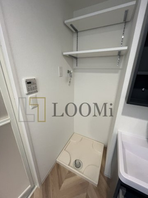 【設備】 | セレニテ難波ミラク弐番館 | セレニテ難波ミラク弐番館　室内洗濯機置き場