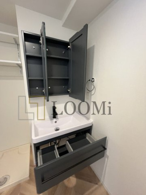 【独立洗面台】 | セレニテ難波ミラク弐番館 | セレニテ難波ミラク弐番館　三面鏡独立洗面台