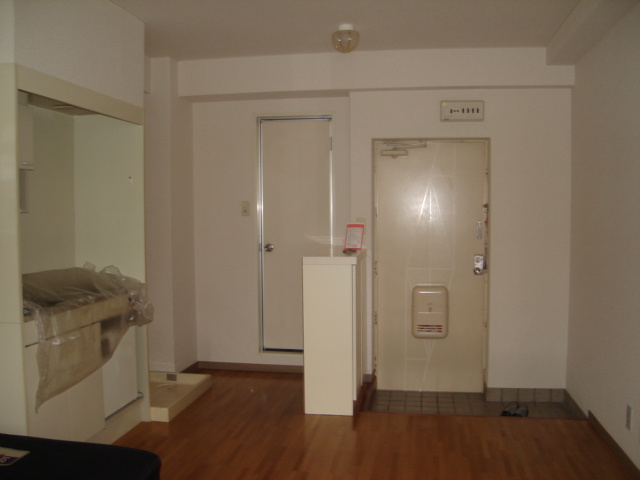 フォセット宝塚の居間・リビング