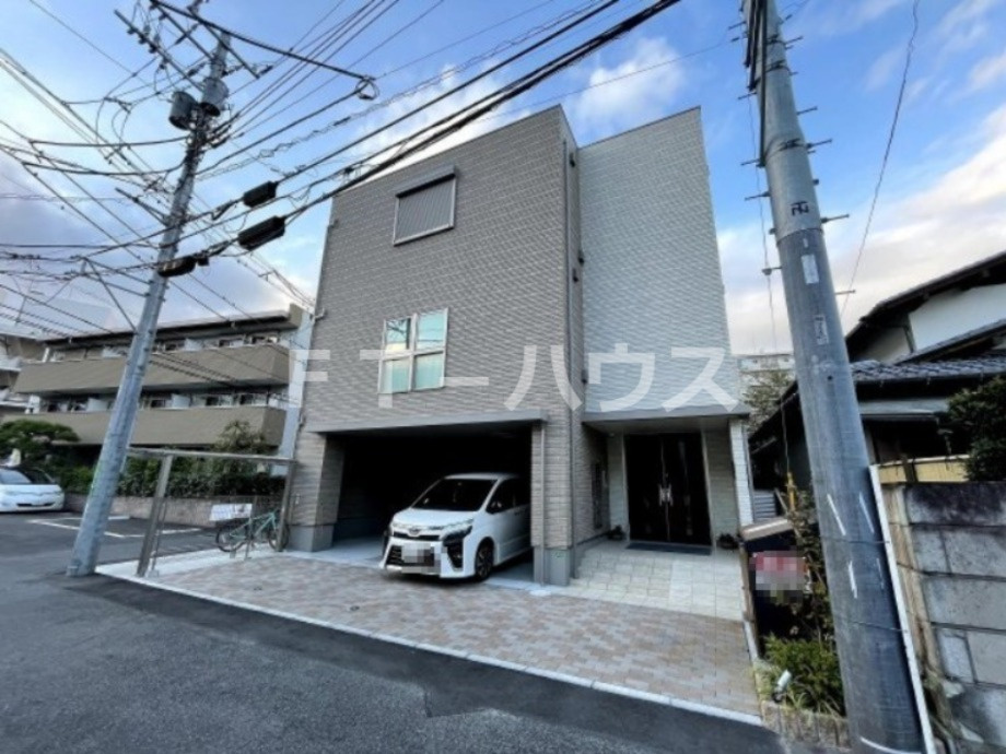 アモン津田沼の駐車場