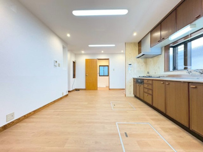 【居間・リビング】 | 吹田市千里山西1丁目貸家