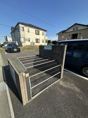 コルヌイエの駐車場