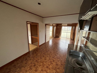 【キッチン】 | 陵南住宅２号棟 | ６階部分ですので、風通しが良く景色が綺麗ですよ♪開放的な気持ちになりますね！
