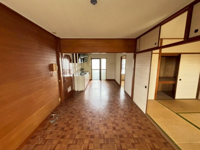 【居間・リビング】 | 陵南住宅２号棟 | 【本日ご案内可能】現況空家ですので、お忙しい方でもお仕事帰り等にご内覧頂けます♪