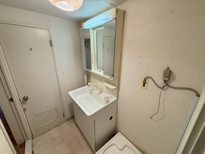 【その他】 | 陵南住宅２号棟 | お客様にとって最良のマイホームが見つかりますよう、イエストアが全力でお手伝いさせていただきます！いつでもお気軽にお問い合わせ下さい♪