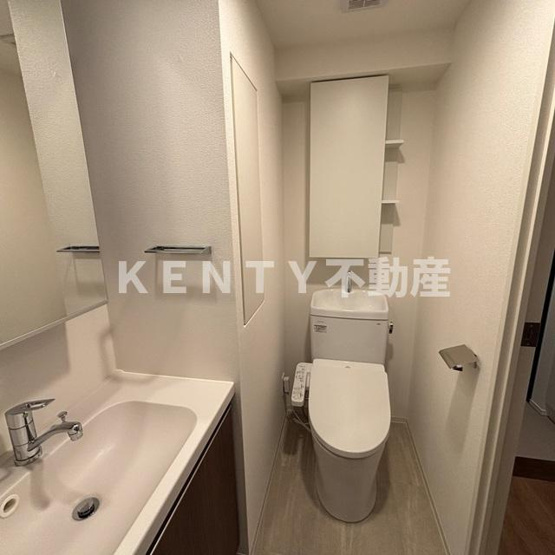 【トイレ】 | パークアクシス品川天王洲アイル | 落ち着いた色調のトイレです