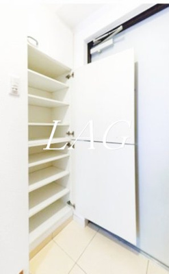 【玄関】 | スカイコート千鳥町 | 玄関です。