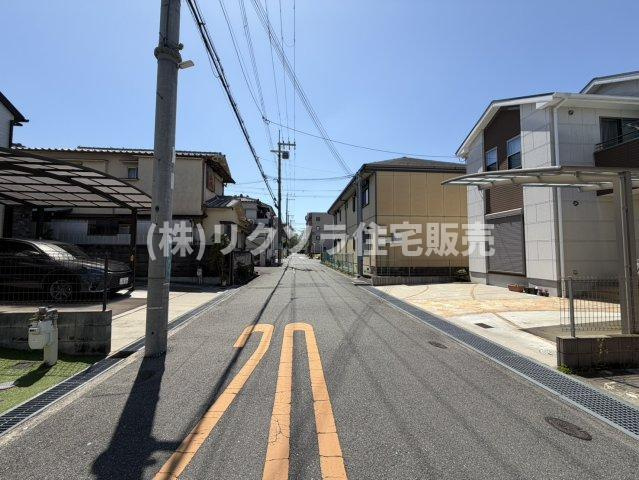 東船橋2丁目　中古一戸建ての前面道路含む現地写真|前道　東　幅員6.0ｍ
■物件内覧・資金計画相談・住宅ローン相談、リフォーム相談、お問合せ受付中■
※当日・翌日のご内覧、ご相談はお電話でのお問合せがスムーズです！