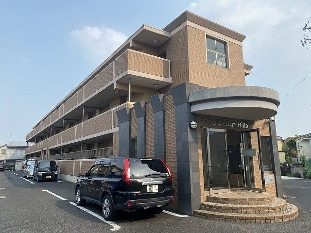 ワン　シーダー　ヒルズ