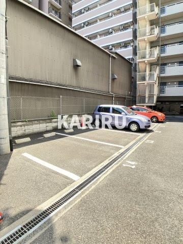新深江池田マンション の駐車場