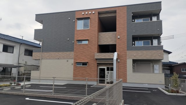 パストラーレ高槻の外観