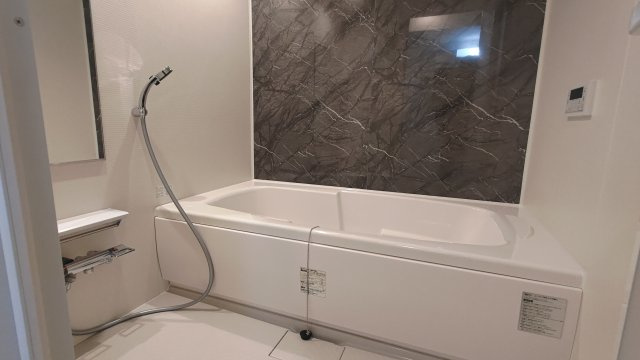 パストラーレ高槻の浴室