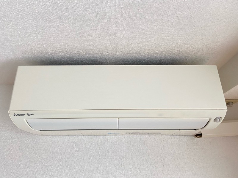 マンションソーキⅡの設備|エアコン　※別部屋写真