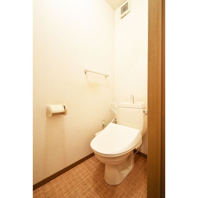 パークヒル西町のトイレ|ゆったりとした空間のトイレです