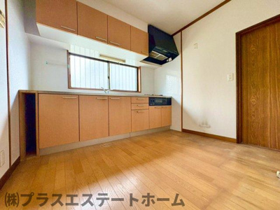 【居間・リビング】 | 加古川町粟津　貸家
