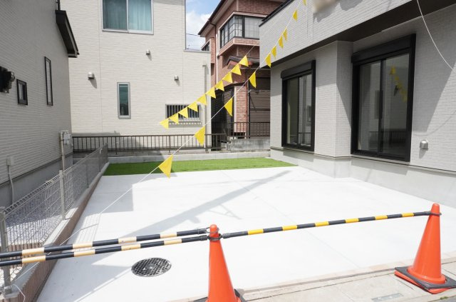 草加市清門3丁目 新築分譲住宅 全3棟 A号棟の駐車場