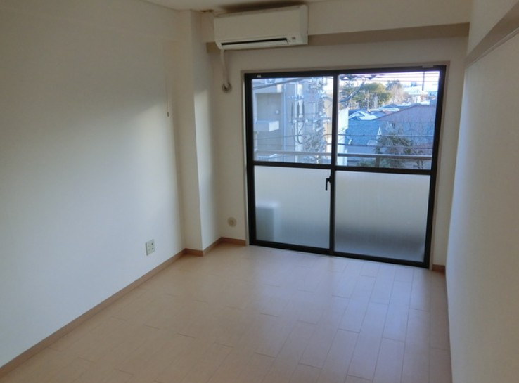 モンシャトーミズハシ