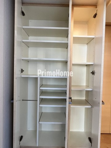 フュージョナル秋葉原の収納