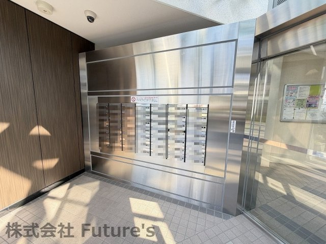 パークフィールドみさとテラ・ウエスト2街区2号館のその他共用部分|マンション前が公園になってるので子育て世帯にもオススメです