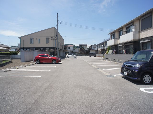 【駐車場】 | Ｌｅ Ｌｉｅｎ (ル リアン）Ⅲ | 駐車場2台可能です♪