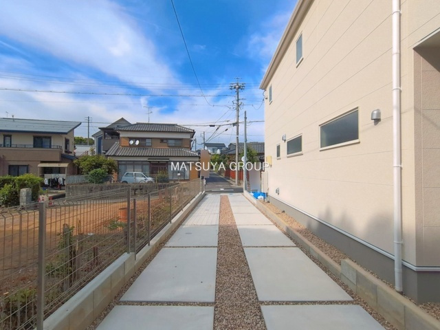 リーブルガーデン岡崎市福岡町第2　4号棟の駐車場