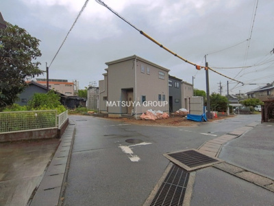 【前面道路含む現地写真】 | リーブルガーデン岡崎市福岡町第2　4号棟