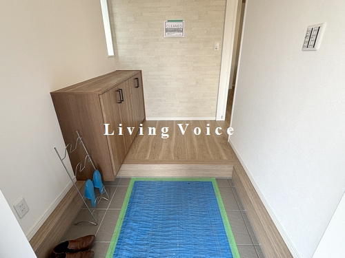 【玄関】 | 【仲介手数料０円】相模原市緑区長竹　新築一戸建て　1号棟　全２棟 | 相模原市緑区長竹　新築一戸建て　全2棟