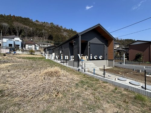 【外観】 | 【仲介手数料０円】相模原市緑区長竹　新築一戸建て　1号棟　全２棟 | 全体　相模原市緑区長竹　新築一戸建て　全2棟