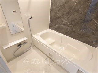 広島市安佐北区上深川町のアパートの浴室