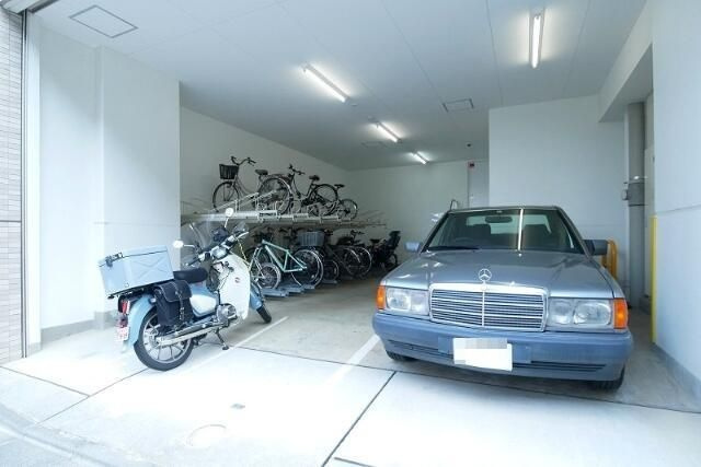 Ｃ’ｅｓｔ　ｊｏｌｉ駒込の駐車場