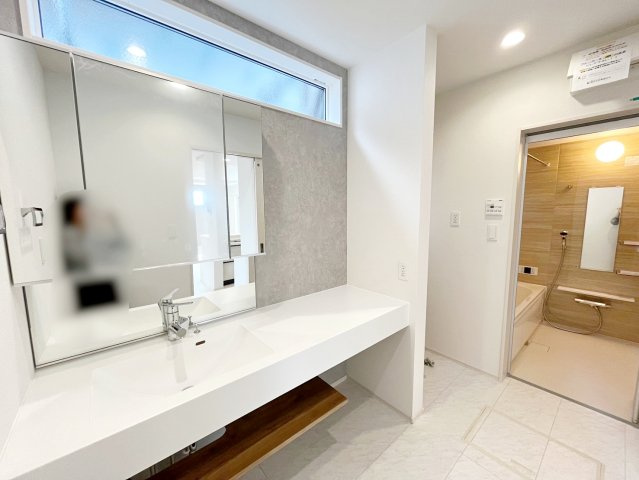 焼津市石津の独立洗面台