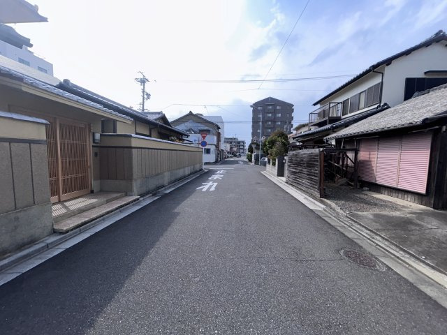 【前面道路含む現地写真】の画像
