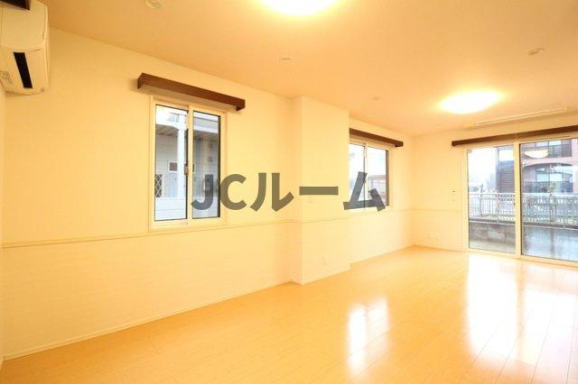 東城テラスFの居間・リビング